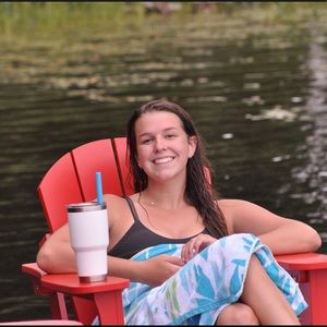 Meet your Posher, Rachel